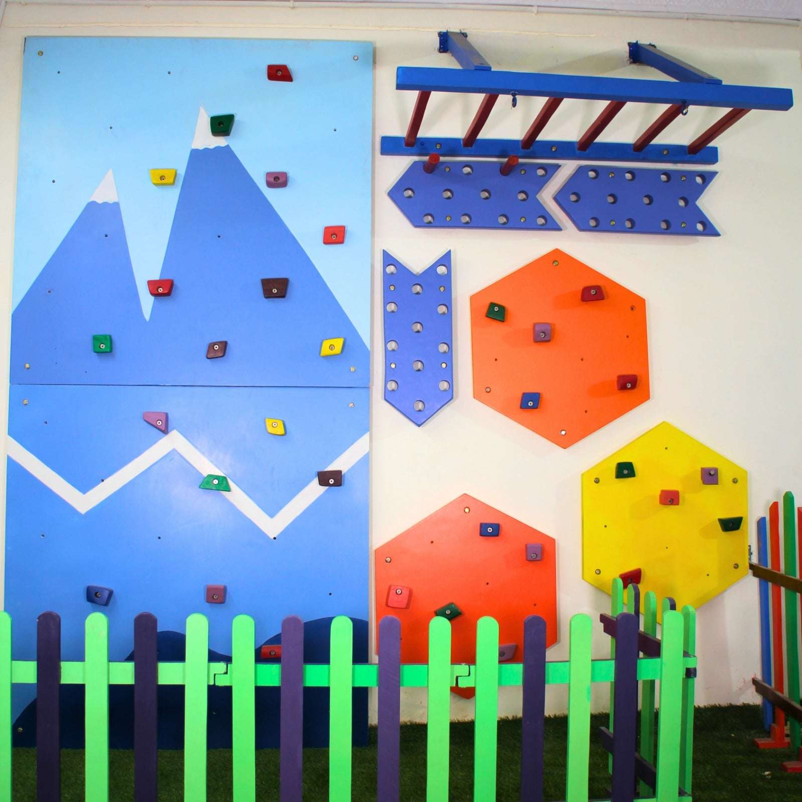 Mountain Climbing Panel - Mumtree Arena Private Limited